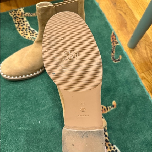 Stuart Weitzman Tan Ankle Boots with Pearl Detailing - Picture 2 of 2